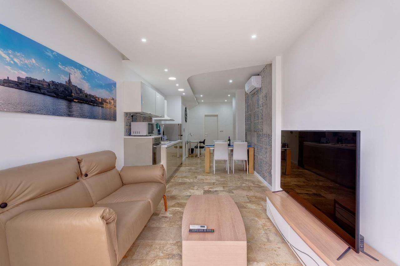 Modern 2 Bedroom Apartment In St Julians Saint Julian's Exterior photo